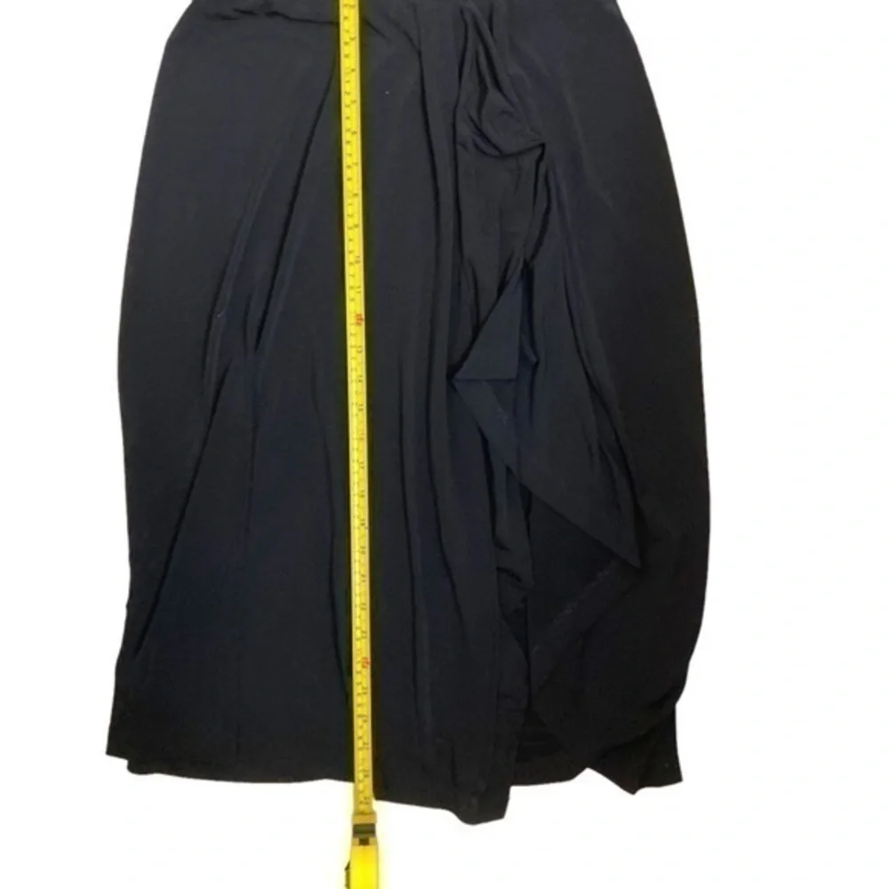 Michael kors black high low skirt